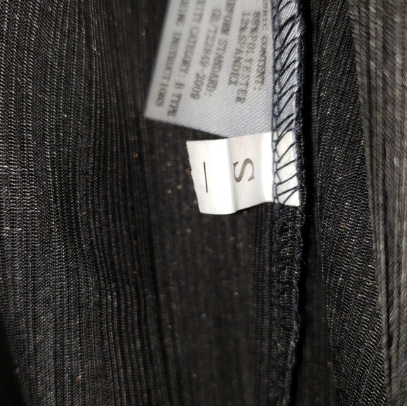 Dress - Picture 3 of 5